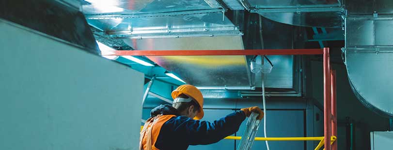 commercial air conditioning man